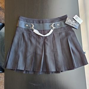 Royal Bones by Tripp NYC Black Pleated Skirt Sz M